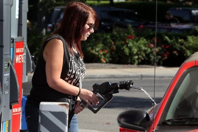 Women and cars