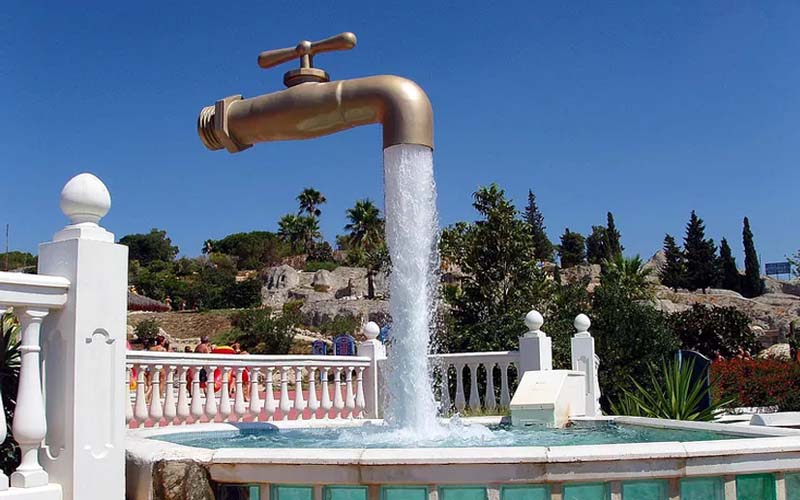 Aqualand spain magic tap