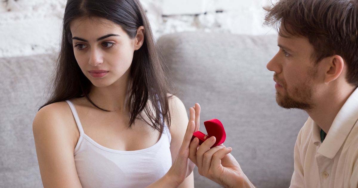 Girls actually want to break away from boys who have these habits