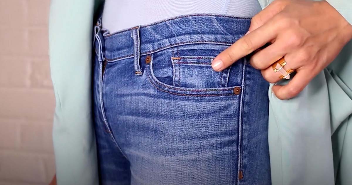 Small pocket in jeans pant