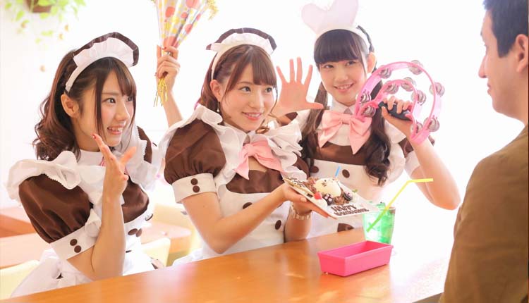 Maid Cafes