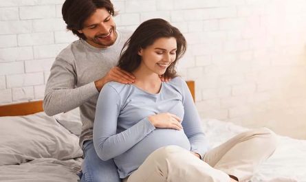 During the pregnancy of the wife the husband is also pregnant and these are the symptoms that appear